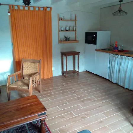 Bed & Breakfast Domaine Du Haul 3*